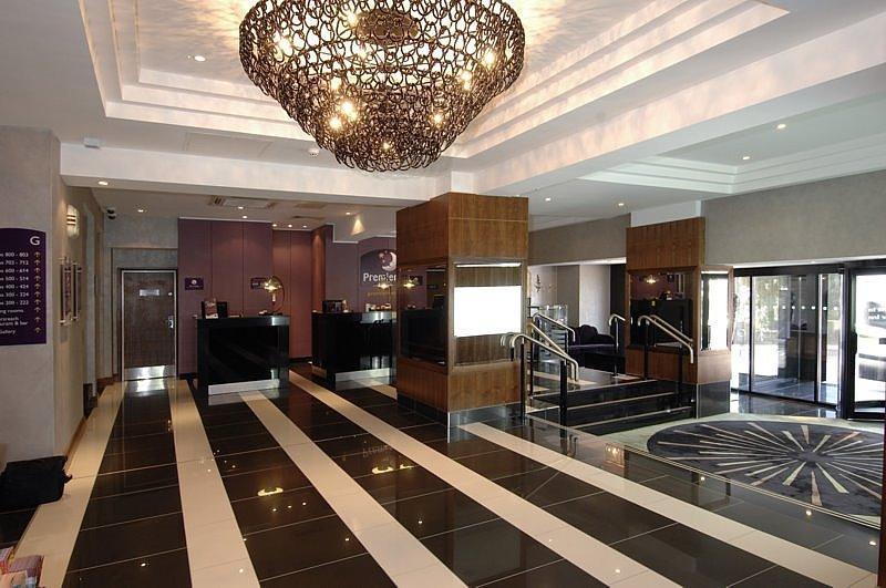 Premier Inn Bournemouth Central Extérieur photo